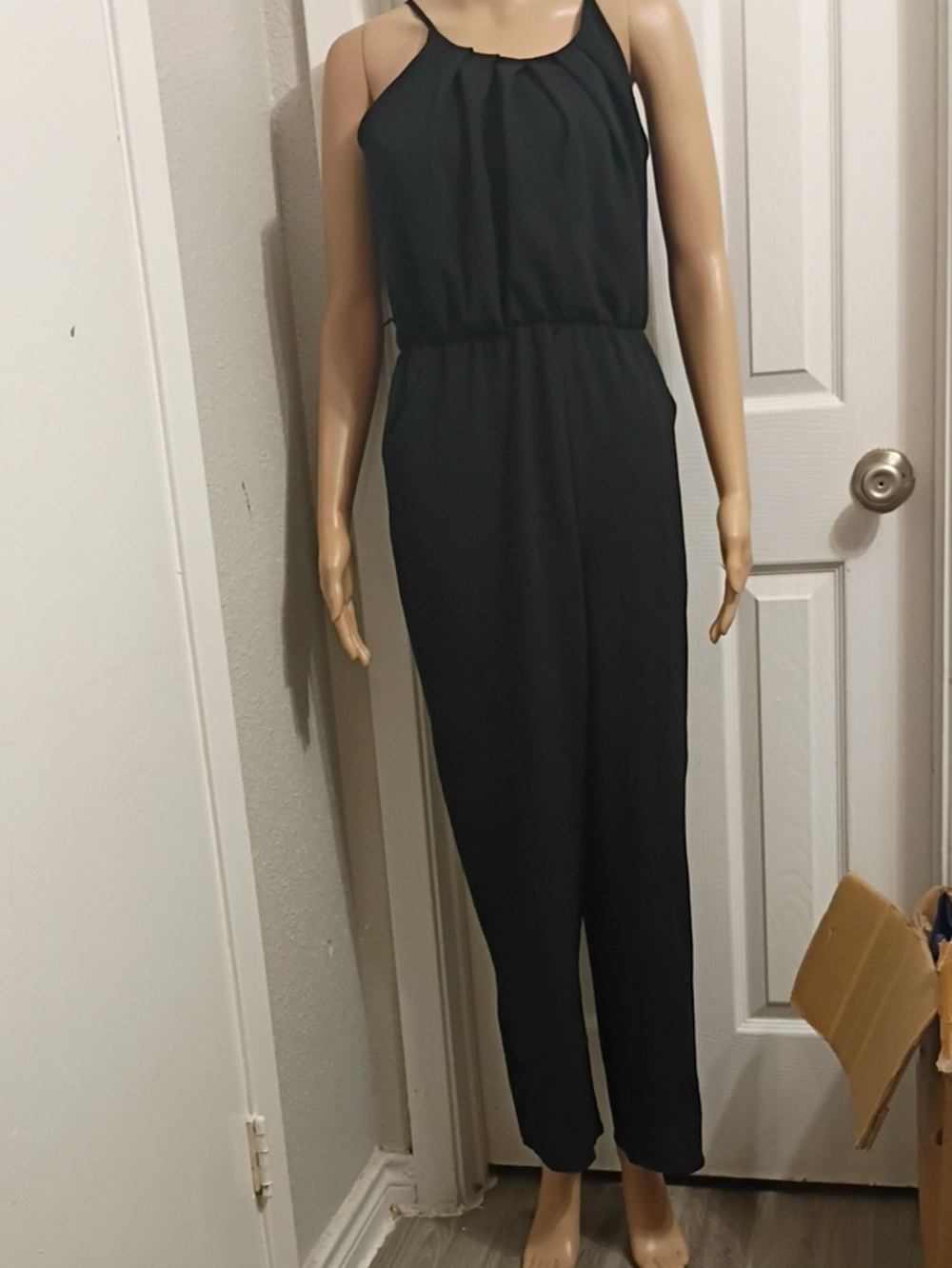 Women's Black Sleeveless Jumpsuit